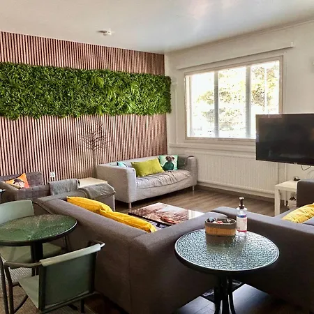 Chillout 招待所 *